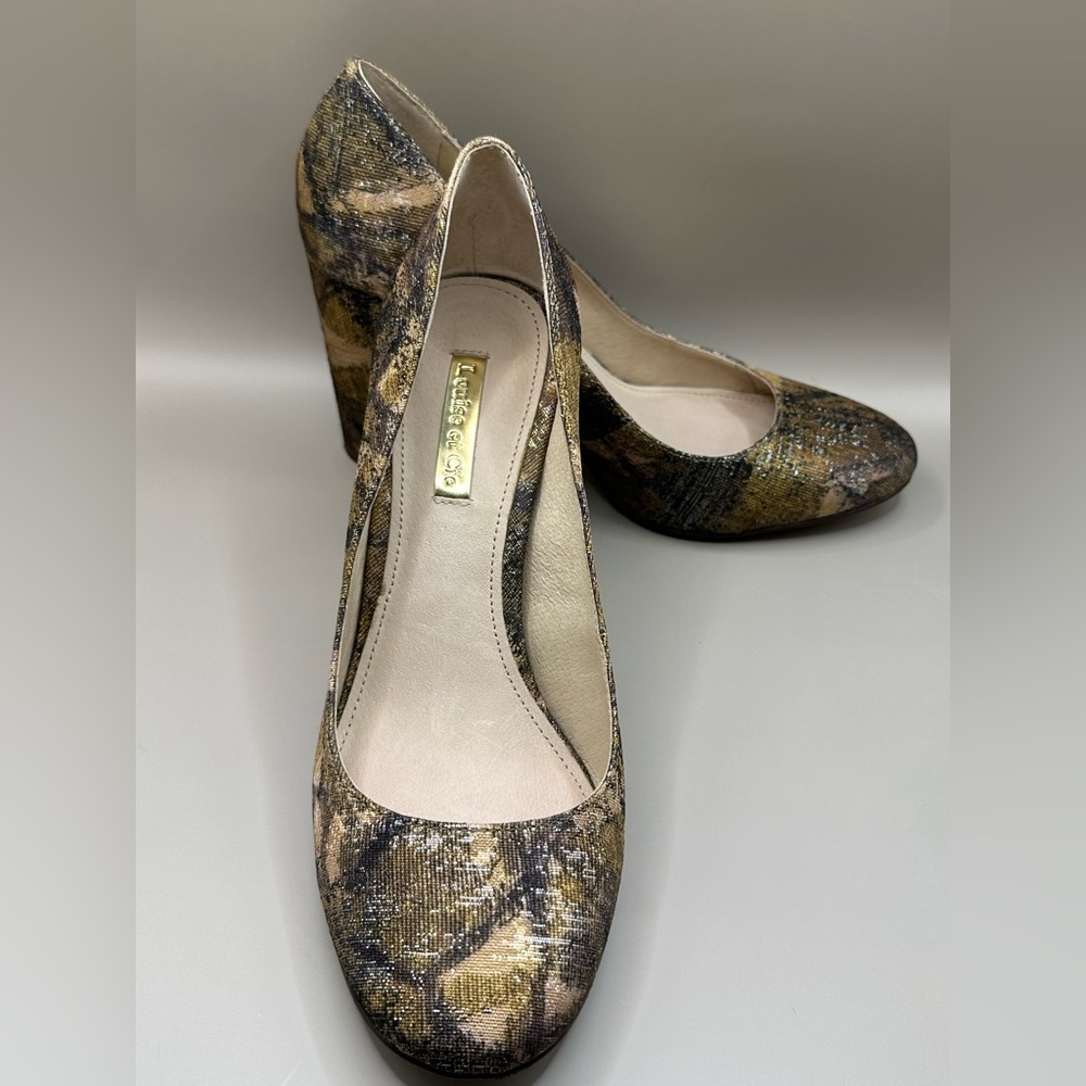 Jianna Stacked Heel Pump (Women) by Louise et Cie